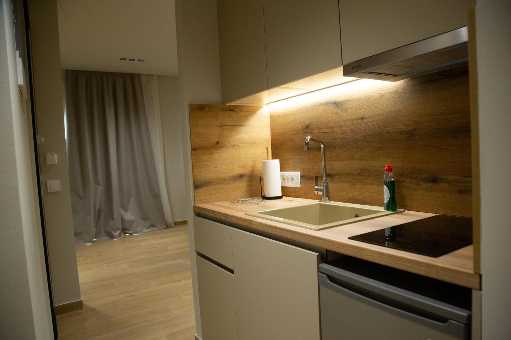 Νεακιτοσ Luxury Apartments Nikiti  Exteriör bild
